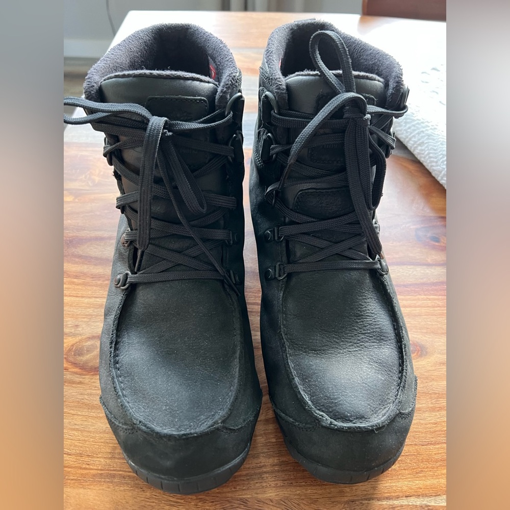 Awesome Men’s Timberland black winter boot 11.5